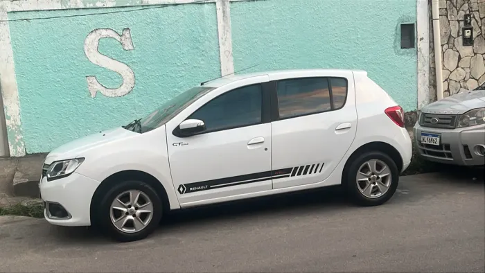 Renault Sandero Dynamique Hi-power 1.6 8V 5P 2015