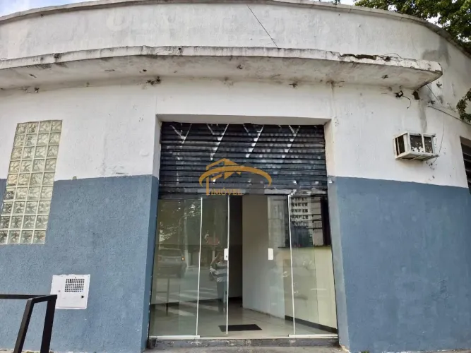Salão Comercial para Locação no Centro de Osasco-SP: 2 Salas, 2 Banheiros, 70m² de Área.