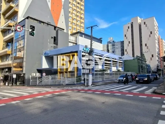Oportunidade! Prédio em Centro - Florianópolis