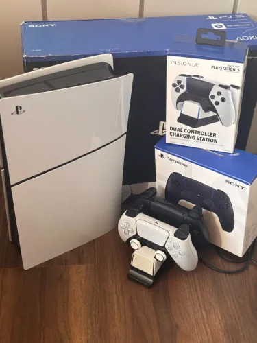 Play station 5 slim 1TB 