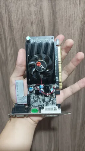 Placa de vídeo GT 710