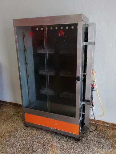 Máquina de assar frango