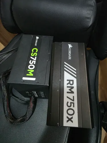 Fontes corsair  o defeito 