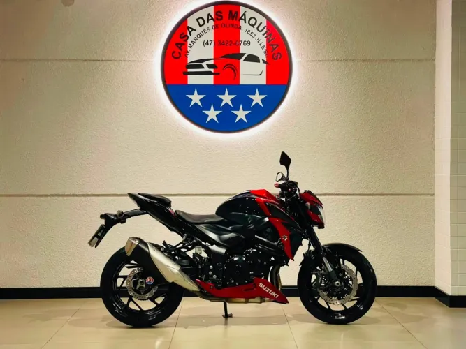 Suzuki Gsx-S 750