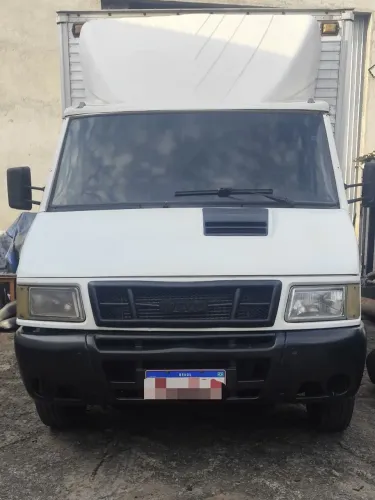 Vende-se Iveco daily 7013 
