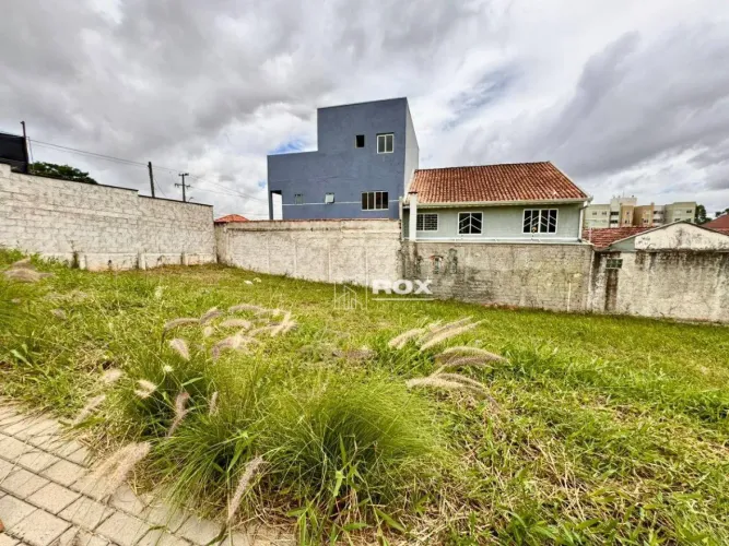 Terreno em condomínio fechado à venda, 81 m² por R$ 215.000 - Xaxim - Curitiba/PR