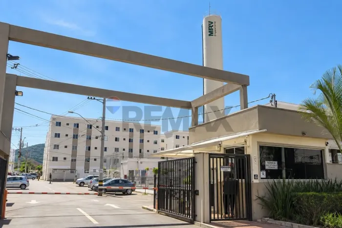 2 Quartos no Bairro Industrial | Condomínio com Piscina e Área de Lazer