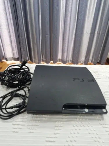Playstation 3 slim destravado + Jogos originais