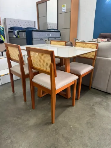 Mesa de Jantar 4 Cadeiras Entrega Rápida