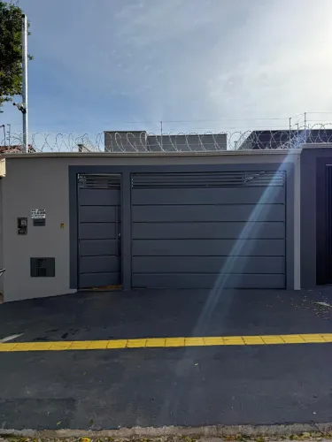 CASA À VENDA - JARDIM HELVÉCIA 3Q LOTE COM 185m²