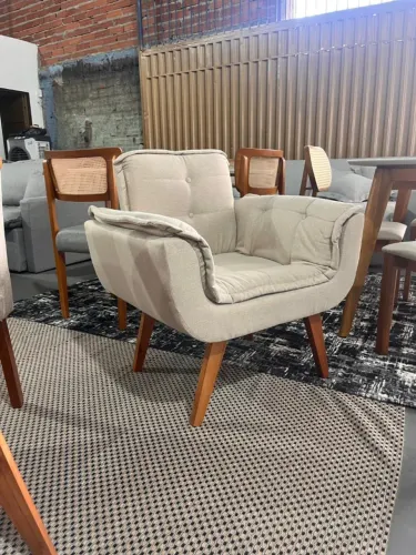 Poltrona giratória 