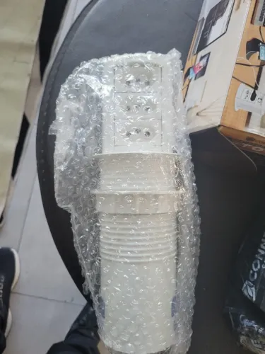 Torre Tomada - Mini Toten Automático - Três tomadas 20A