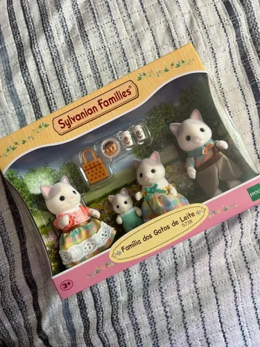 Sylvanian Families família gatos de Leite