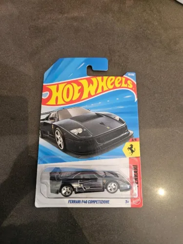 Hot wheels super t-hunt ferrari f40<br><br>1800