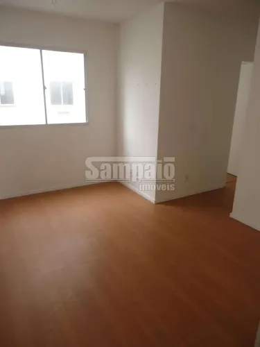 Apartamento de 2 quartos no Condomínio Residencial Completo Parque Brito I