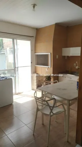 Casa em Condomínio para Venda em Pelotas, Três Vendas, 3 dormitórios, 1 banheiro, 2 vagas