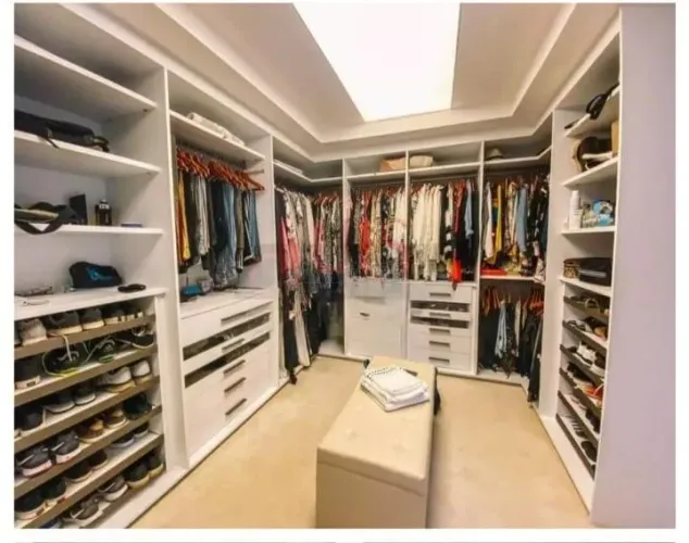 Apartamento à Venda em Itacoatiara