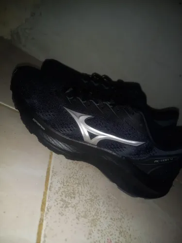 Vendo esse sapato de marca ACTION 4 20reais preço negociável