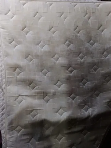 Colchão de casal 