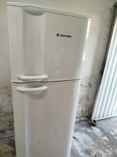 Geladeira Electrolux gelo seco