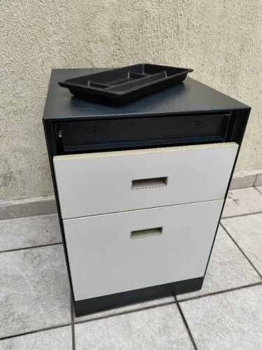 Gaveteiro para Escritório 3 Gavetas e Rodinhas Preto de Aço / Metal - Securit