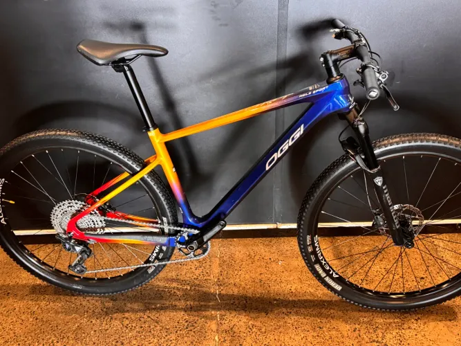 BICICLETA OGGI AGILE SPORT CARBON DISC TAMANHO 19 SEMI NOVA