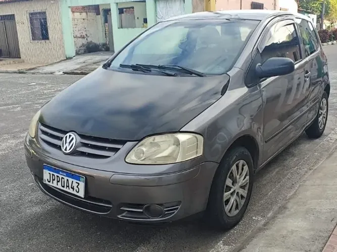Volkswagen Fox City 1.0mi/ 1.0mi Total Flex 8V 3P 2004