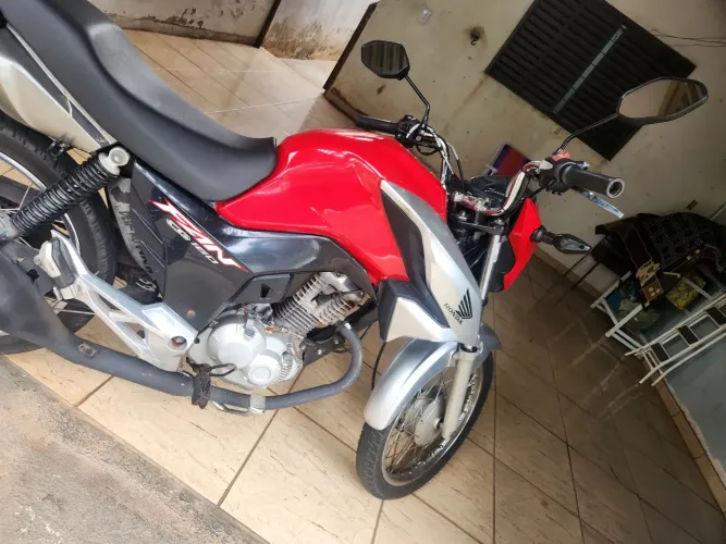 Cg fan 160 ,ano 2021 ,pneus novos .somente venda