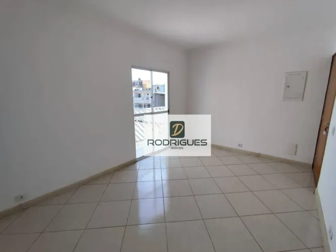 Apartamento com 2 dormitórios para alugar, 50 m² por R$ 1.300,00/mês - Canhema - Diadema/S