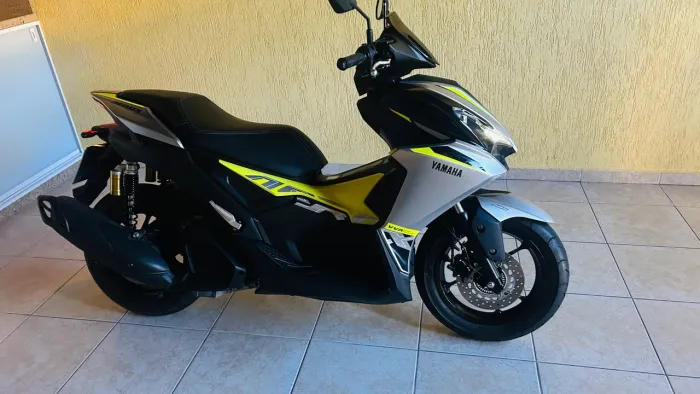 Yamaha aerox 160