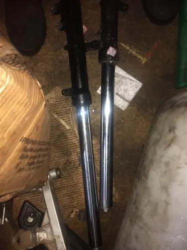 Par de bengala ou canela da Suzuki vestron dl 1000