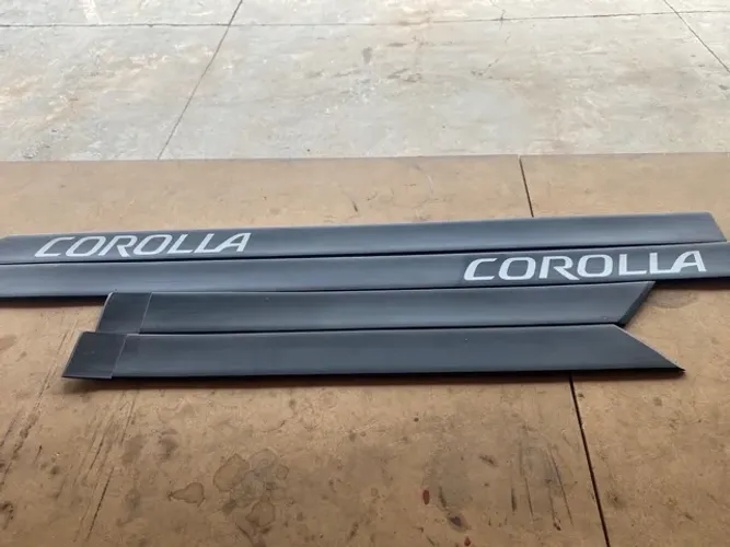 Kit faixa/friso de Porta Corolla