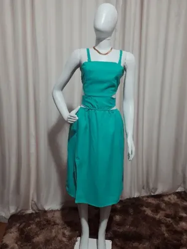 Vestido midi de poliéster com elastano da DOCE OUTONO. <br>