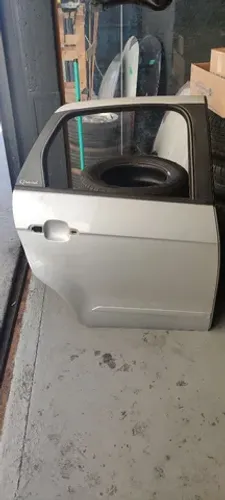 Porta traseira Gran Siena direta
