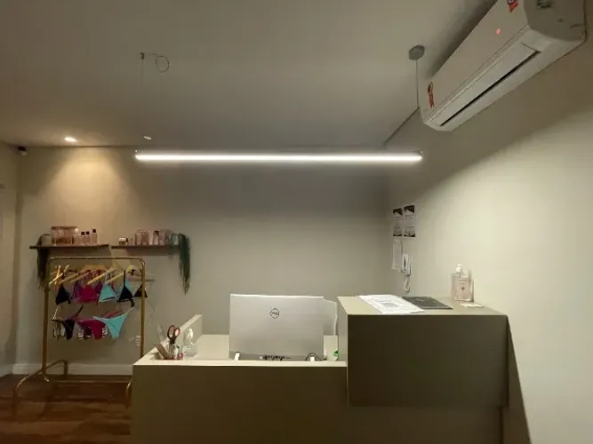 Luminária/lustre linear