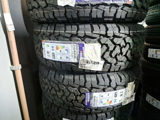 Promoção Pneu 215/65R16 102H ALL TERRAIN Speedmax Novo