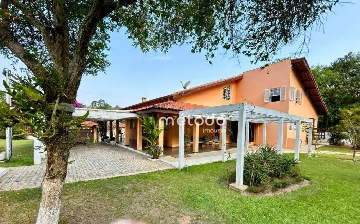 Chácara à venda, 2300 m² por R$ 2.800.000,00 - Jardim Itapema - Guararema/SP