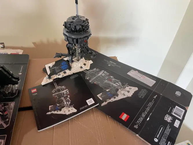 Lego original Imperial Probe Droid - 683 pçs