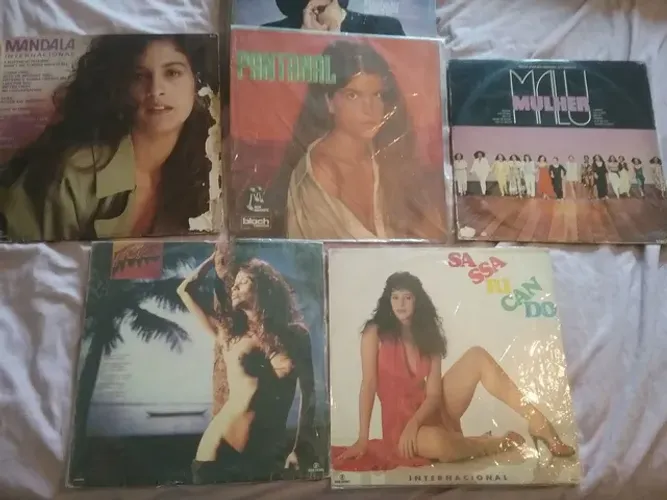 LOTE DE DISCOS EM VINIL - TEMAS DE NOVELAS E FILMES