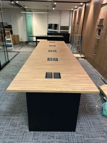 Estacao de trabalho em Madeira - Nova!
