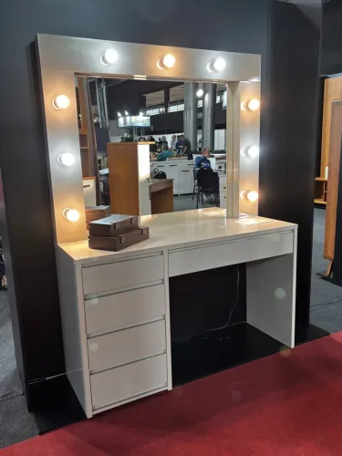 Penteadeira camarim pronta entrega