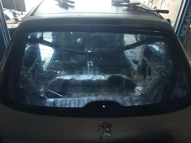 Vidro vigia Peugeot 2006 2005