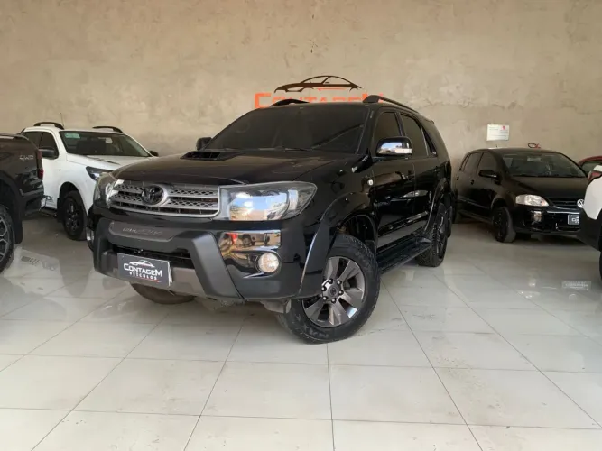 Toyota Hilux SW4 SRV D4-d 4X4 3.0 TDI Dies. AUT 2009