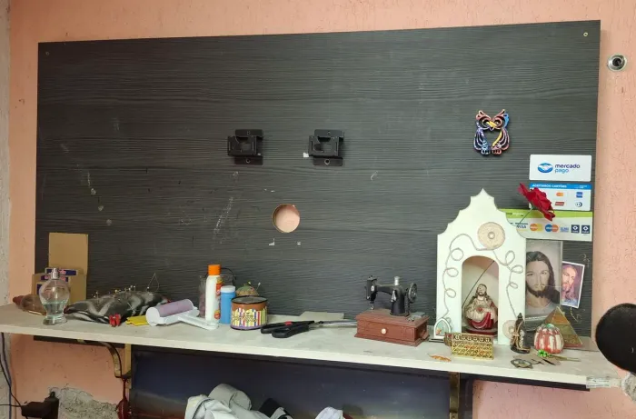 Painel de parede,  para embelezar sua sala ou dormitório,  usado mede 1,45 X,085 cm
