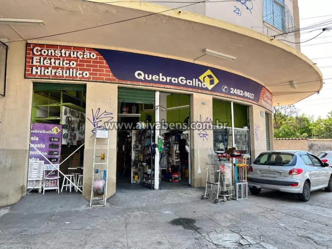 Ponto comercial Loja de Material de Construção com estoque na Vila da Penha em avenida pri