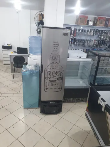 JR. Cervejeira Industrial Porta Cega Gelopar