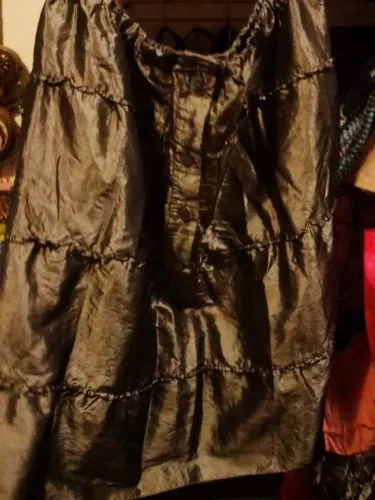 Saia Cinza Brilhosa para Festas (plus size)