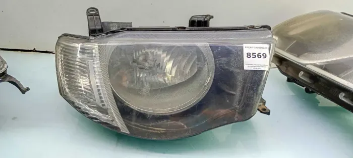 COM DETALHES Farol DIREITO MITSUBISHI L200 TRITON 2008/2016     etq8569