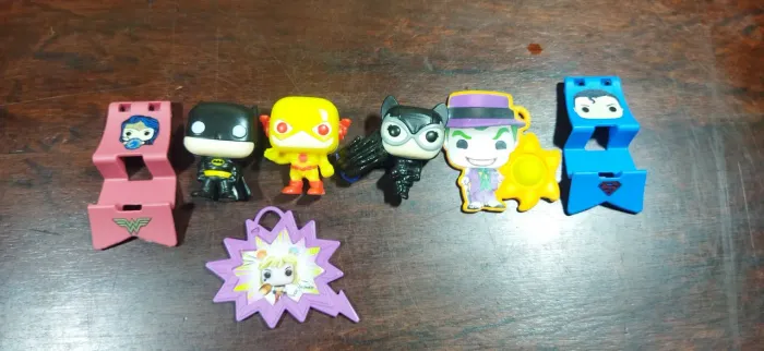 Bonecos Funko Pop DC Comics Kinder Ovo