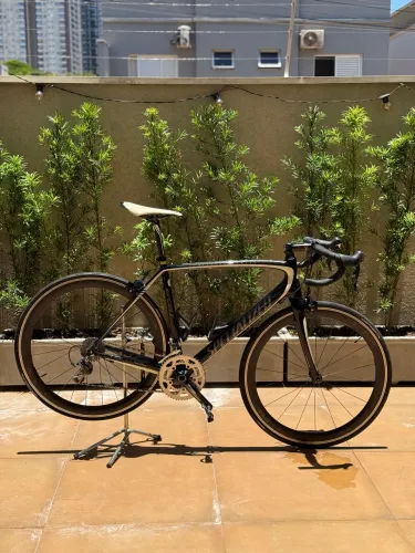 Specialized Tarmac Sport - Shimano 105